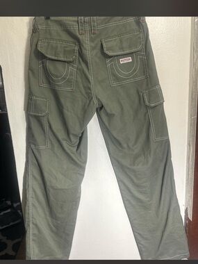 Women’s  Olive Cargo Work Pants with Multiple Pockets